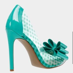 Betsy Johnson- Prince P- Turquoise Heels